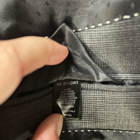 Express Suit - Picture 8 of 10